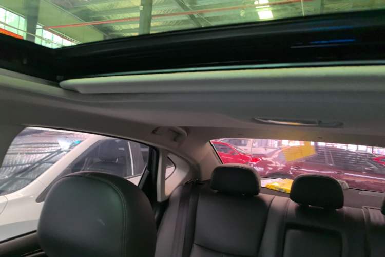 Used Nissan Sylphy 2022 Classic 1.6XL CVT Luxury Edition Headliner