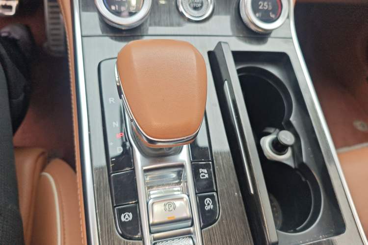 Used Hongqi H9 2022 2.0T Smart Connect Flagship Edition