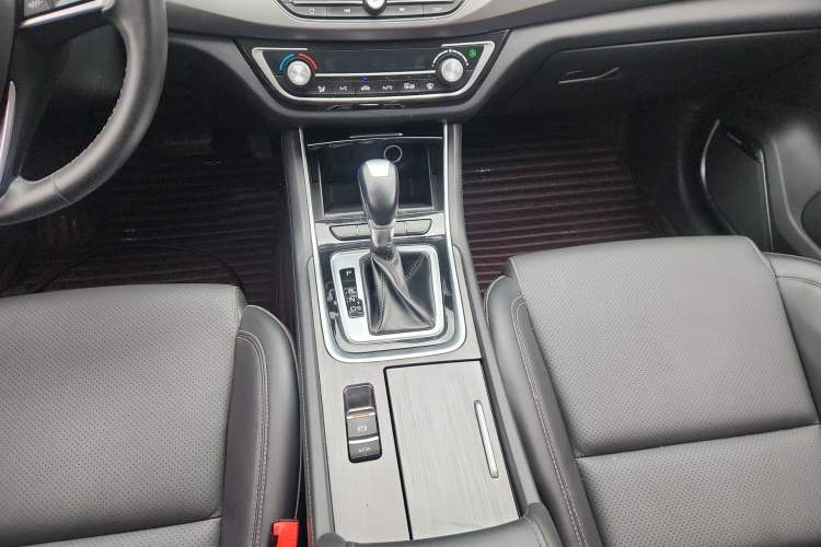 Used CHANGAN Ruicheng CC 2020 1.5T Automatic Chao Rui Trim Gear Lever