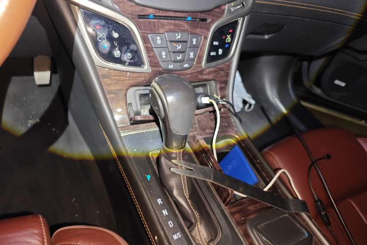 Used Buick LaCrosse 2013 3.0L SIDI V6 Smart Luxury Flagship Model
