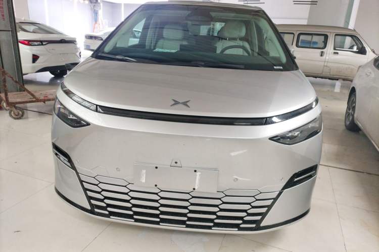 Used XPeng X9 2025 650 Long-Range Max