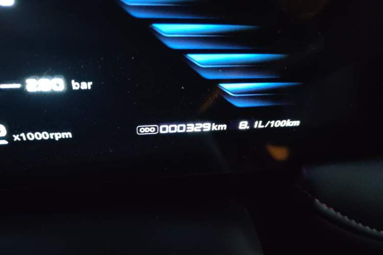 Used Roewe i5 2023 1.5L Manual Comfort Edition
