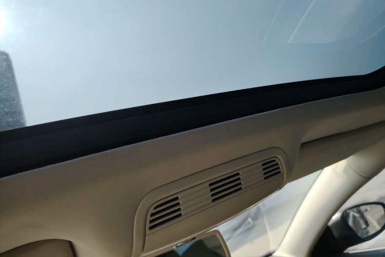 Used Volkswagen Magotan 2012 Travel Edition 2.0 TSI Comfort Version