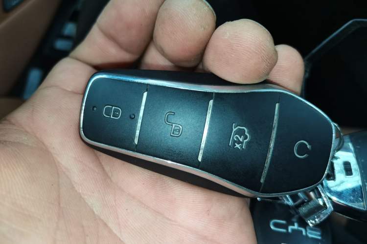 Used BYD Han L 2025 DM-p Four-Wheel-Drive LiDAR Flagship Model
