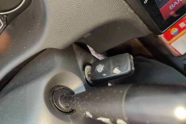 Used Suzuki Swift 2014 1.5L Automatic Fashion Edition
