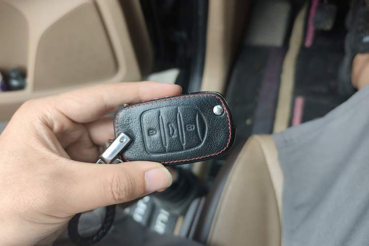 Used Baojun 730 2017 1.5T Manual Style 7 Seats China V