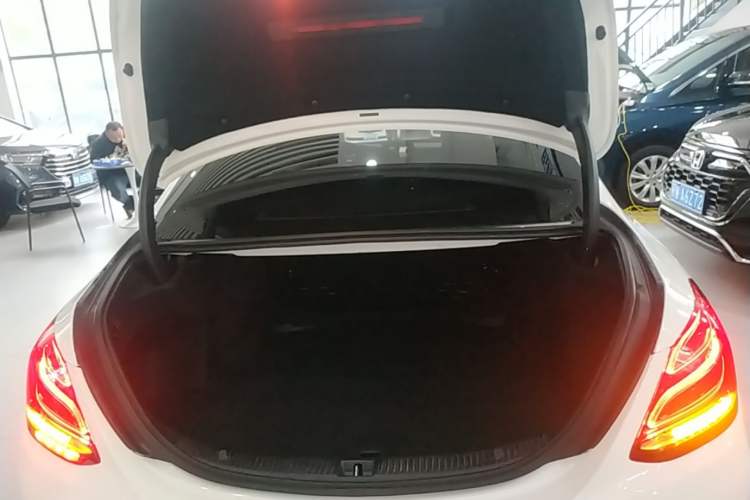 Used Mercedes-Benz C-Class 2016 C 200 L Sport Edition