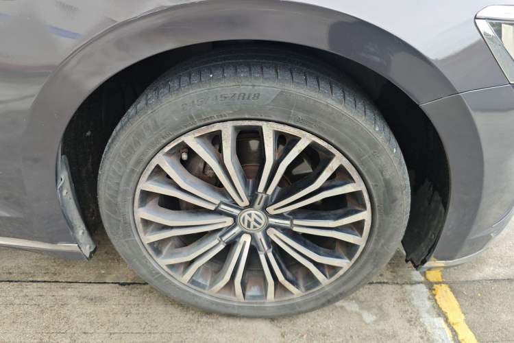 Used Volkswagen Phideon 2018 Revised Version 380TSI Two-Wheel Drive Business Edition