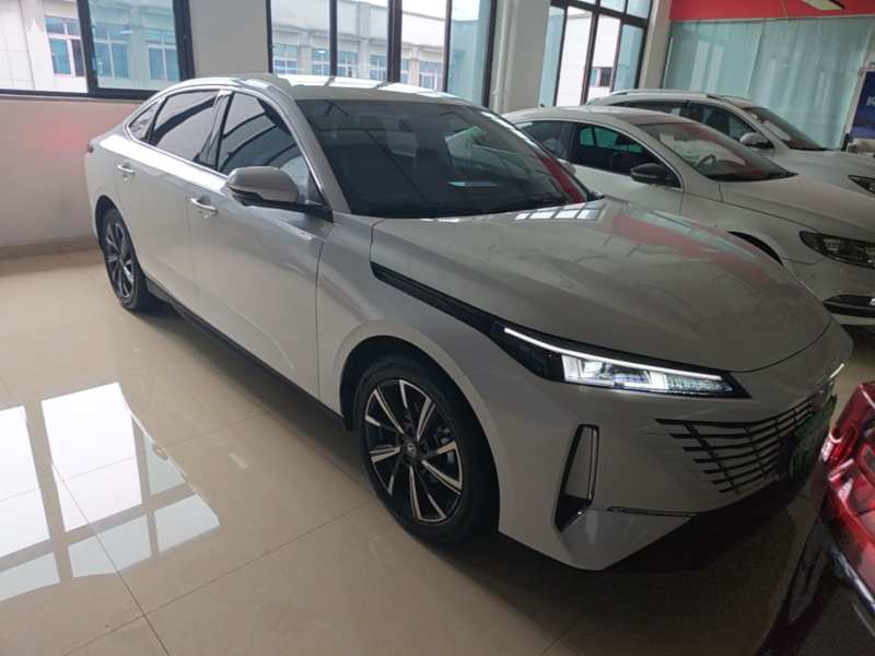 Used CHANGAN Eado 2025 Blue Whale 1.5T 500Bar Prestige Model — 3