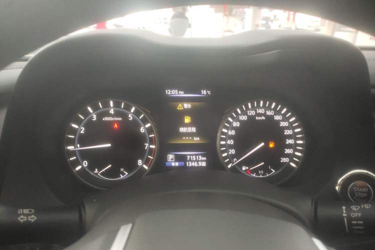 Used Infiniti Q50L 2018 2.0T Comfort Edition China VI Standard
