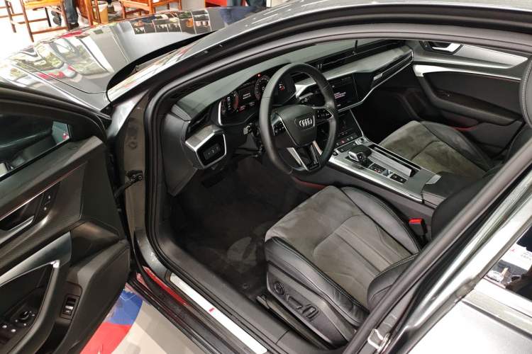 Used Audi A6L 2022 45 TFSI Prestige Dynamic Edition Driver Seat