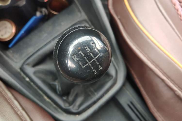 Used Volkswagen Santana 2016 1.6L Manual Fashion Edition
