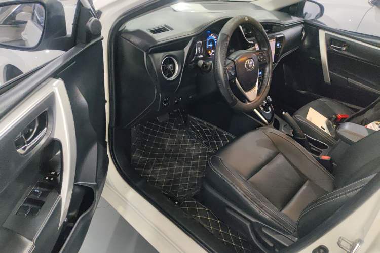 Used Toyota Corolla 2017 Revised Dual-Engine 1.8L E-CVT Elite Edition
