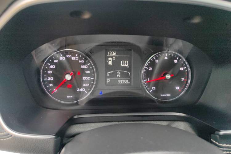 Used Roewe RX5 2019 20T Two-Wheel Drive Automatic 4G Connected Platinum Edition Instrument Cluster