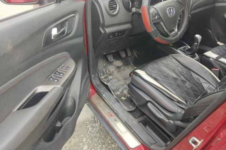 Used CHANGAN CS15 2016 1.5L Manual Fashion Edition