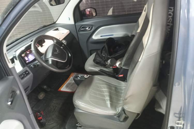 Used Wuling Hongguang MINIEV 2022 Macaron Premium Model – Lithium Iron Phosphate Left Front Seat