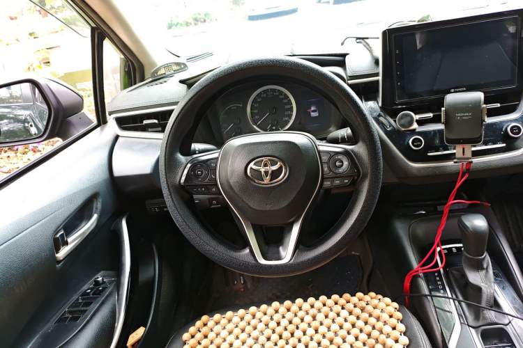 Used Toyota Corolla 2019 Dual-Engine 1.8L E-CVT GL-i Elite Edition Steering Wheel