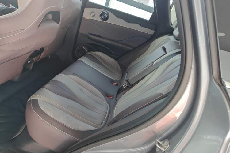 Used BYD Frigate 07 2024 Honor Edition DM-p 175KM All-Wheel-Drive Flagship Model