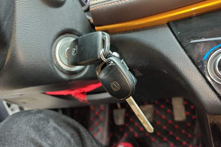 Used CHANGAN Eado DT 2018 1.6L Manual Smart Enjoyment Model
