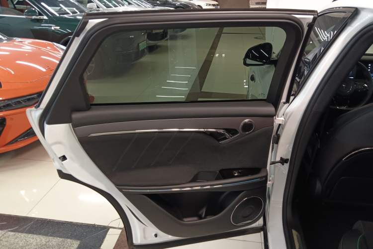 Used VOYAH FREE 2025 318 318 km Rear-Drive Touring Edition