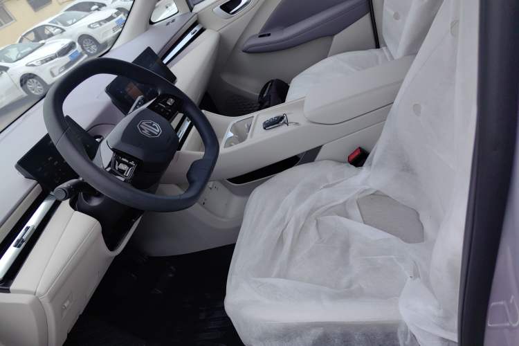 Used MG 4 EV 2026 Model 437 All-in-One Edition Left Front Seat