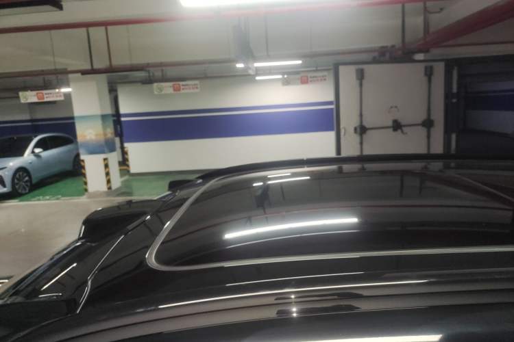 Used Nio ES6 2025 75 kWh Roof