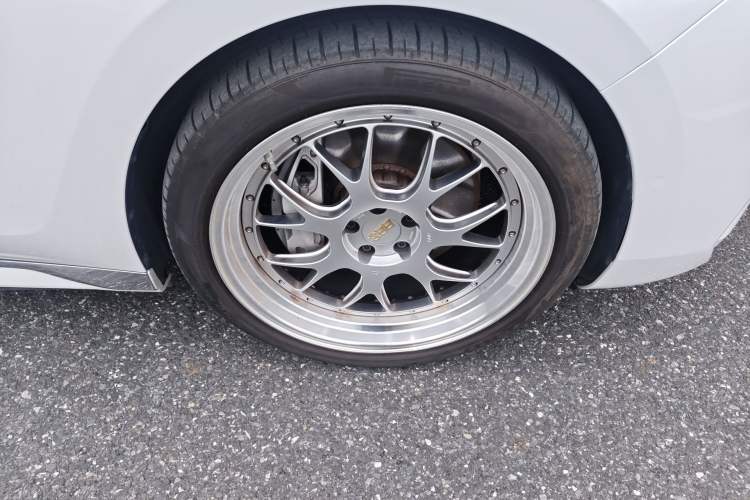 Used BMW i7 2023 xDrive60L Luxury Package
