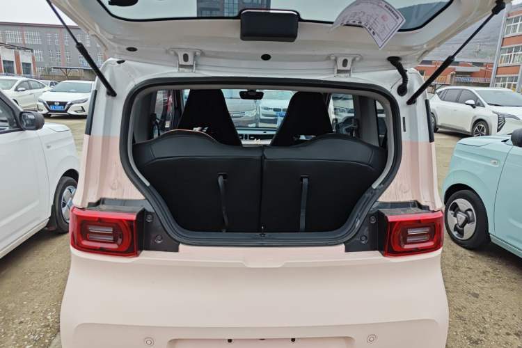 Used Wuling Hongguang MINIEV 2021 Macaron Premium Model – Lithium Iron Phosphate
