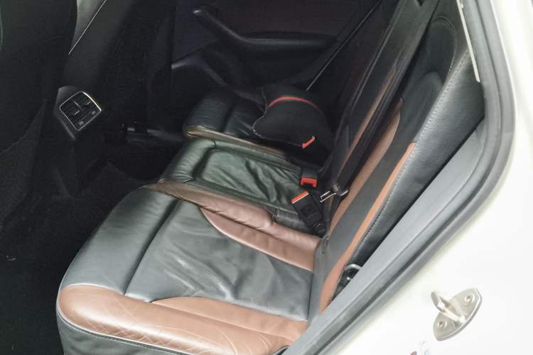 Used Audi Q5 2018 Collector's Edition 40 TFSI Technology Model
