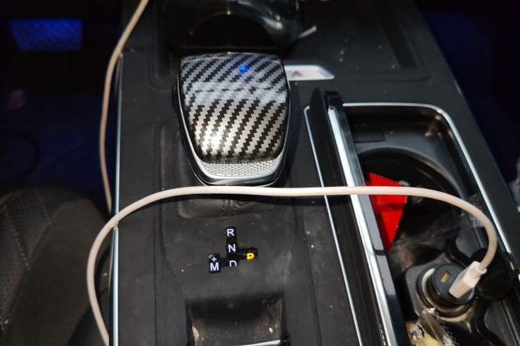 Used Hongqi HS5 2023 2.0T Qixiang Pro Edition Gear Lever