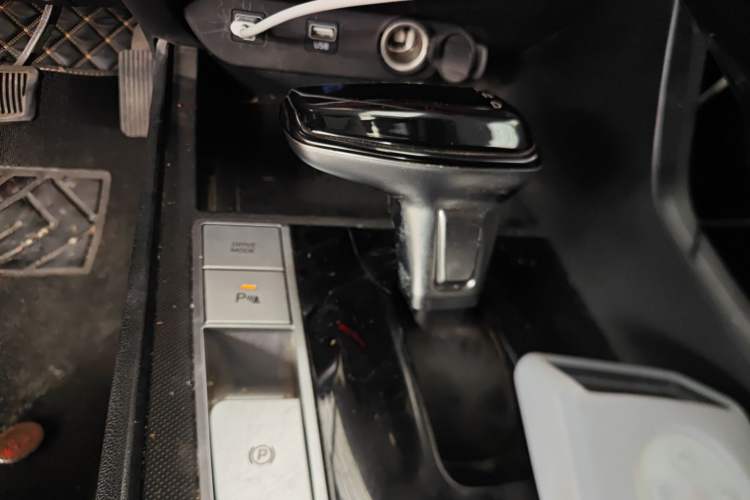 Used Hyundai Elantra 2022 1.5L CVT LUX Prestige Edition
