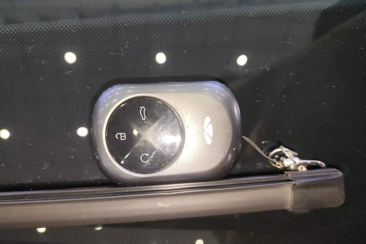 Used Chery Fengyun A8L 2025 1.5 TGDI 145 km Luxury Version Vehicle Key