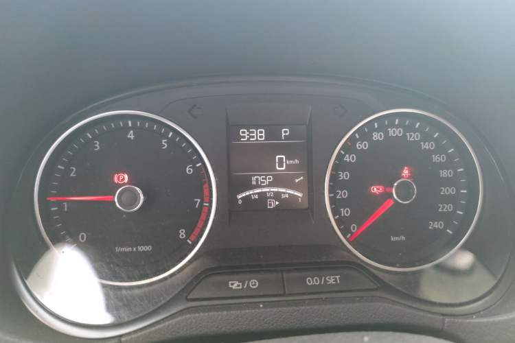 Used Volkswagen Polo 2014 1.6L Automatic Comfort Edition
