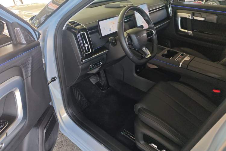 Used Chery Explore 06 C-DM 2024 Luxury Model Interior 3