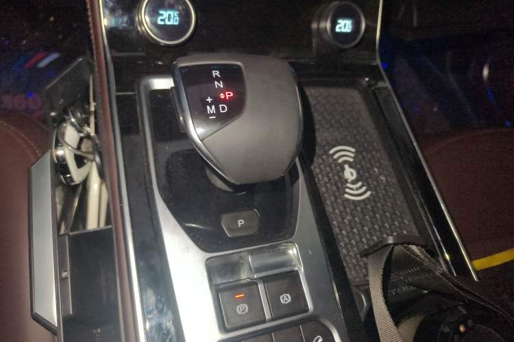 Used JETOUR X90 2022 Zilong 2.0T DCT Changsheng Edition 7-Seater