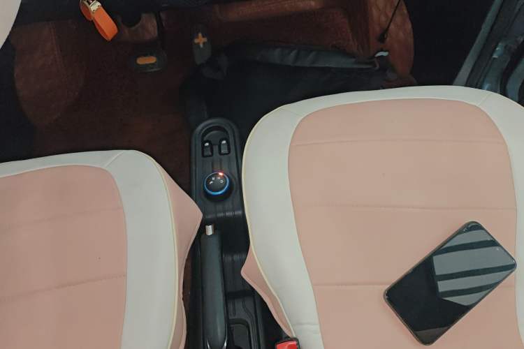 Used Wuling Hongguang MINIEV 2020 Freedom Version Lithium Iron Phosphate
