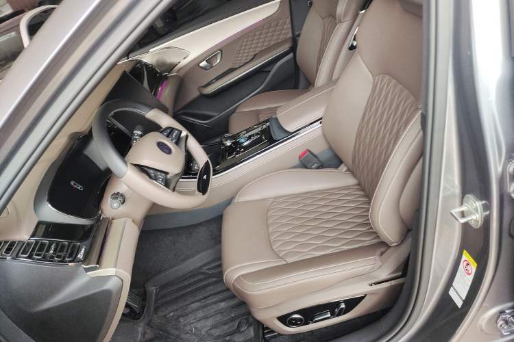 Used BYD Han 2023 DM-i Champion Edition 121KM Prestige Model