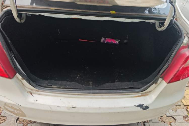 Used CHANGAN Alsvin V3 2015 1.4L Manual Meiruan Model China V Standard Trunk