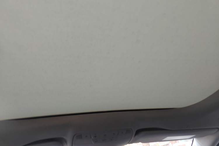 Used Mercedes-Benz E-Class 2016 E 200 L Headliner