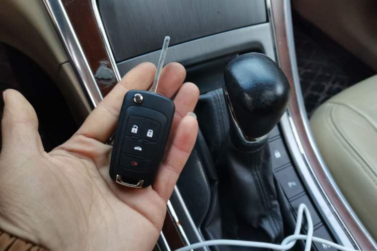 Used Roewe 950 2012 2.0L Elegant Edition
