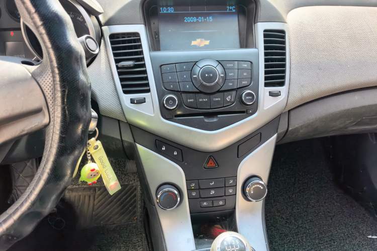 Used Chevrolet Cruze 2010 1.6L SL Grand Touring Edition MT
