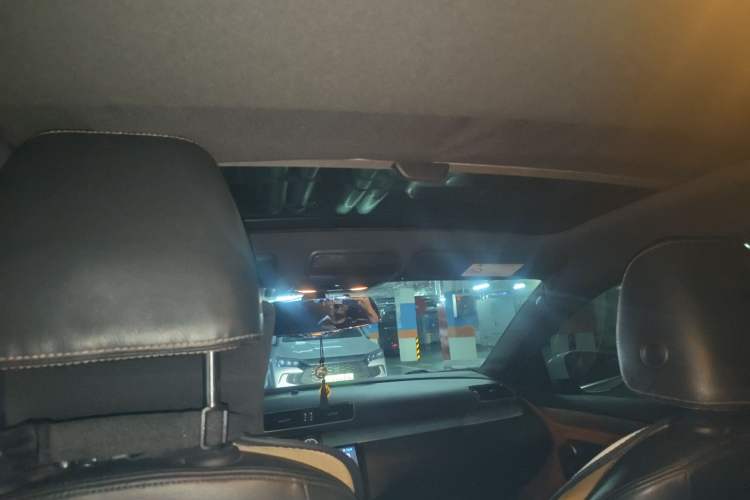 Used Volkswagen FAW-Volkswagen CC 2015 1.8TSI Luxury Model