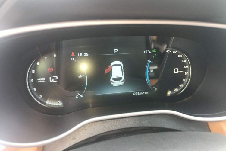 Used Geely Auto Vision S1 2018 1.4T CVT FENGXING Model Instrument Cluster