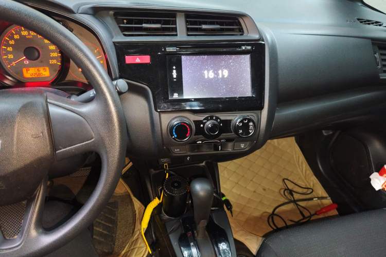 Used Honda Fit 2014 1.5L LX CVT Comfort Model
