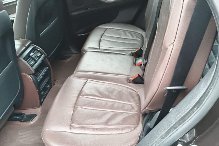 Used BMW X5 2014 xDrive35i Leading Model