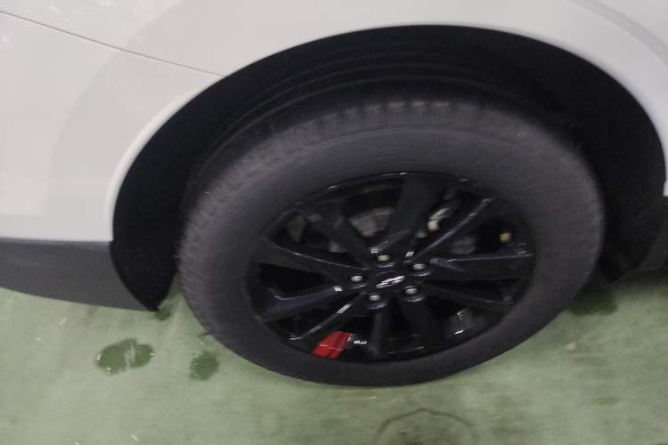 Used Chevrolet Equinox 2019 Redline 550T Automatic All-Wheel-Drive RS Model China VI Standard Exterior 5