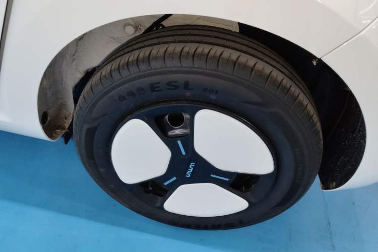 Used CHANGAN NEVO Lumin 2025 205 km Xiangqin Version Exterior 5