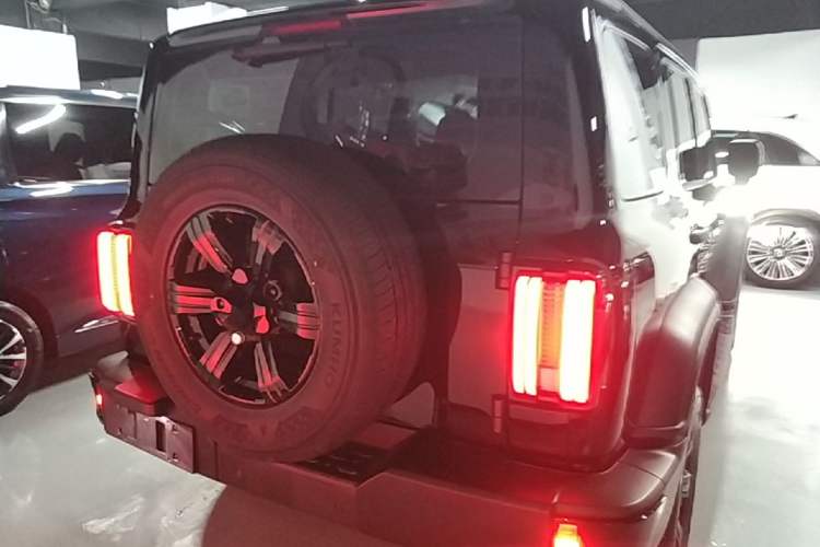 Used Tank 300 2025 2.0T Challenger