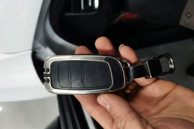 Used Changan CS35PLUS 2021 Honor Million Edition 1.6L Manual Luxury Model