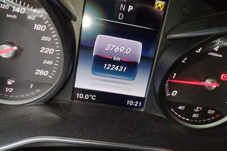 Used Mercedes-Benz GLC 2017 GLC 260 4MATIC Dynamic Edition